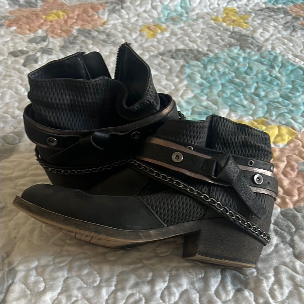 Black Ankle Boots with Chain Detail